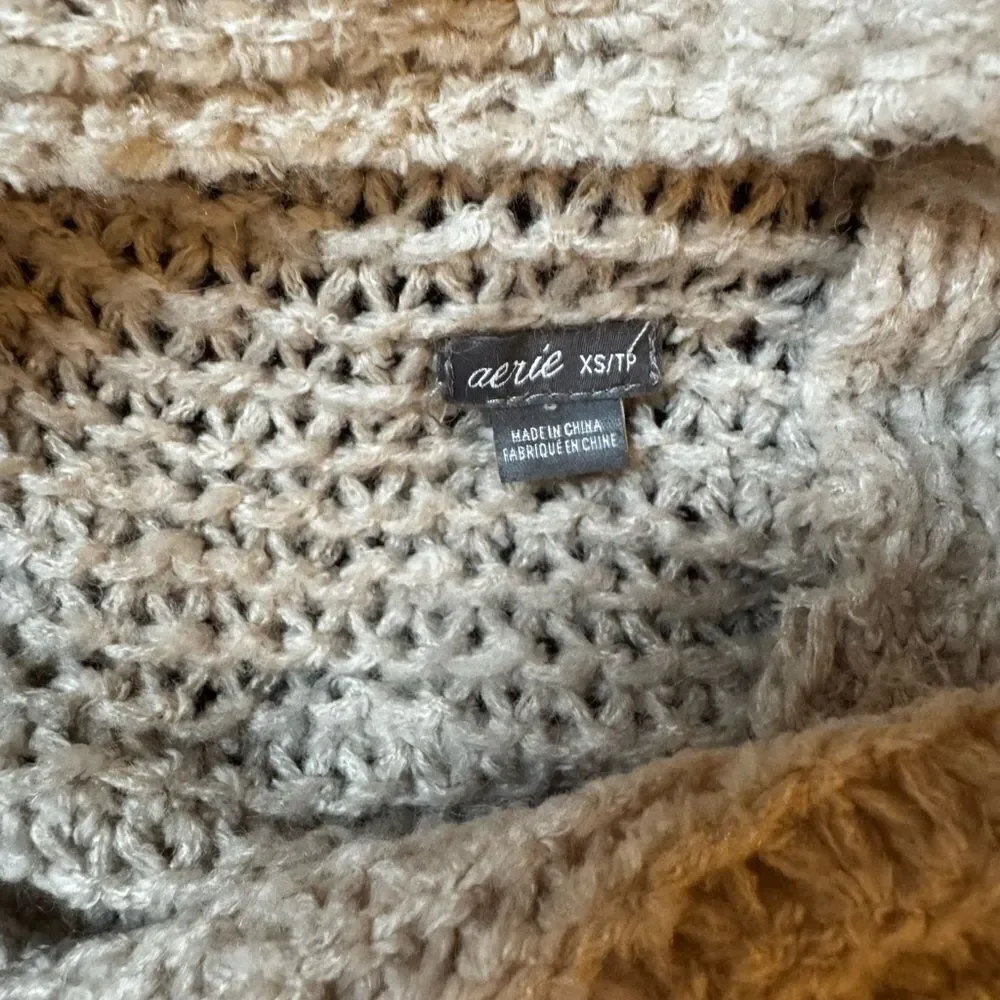Aerie knit mock neck loose fit sweater size XS